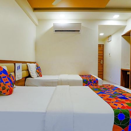 Fabhotel Ramjis Residency Насик Экстерьер фото