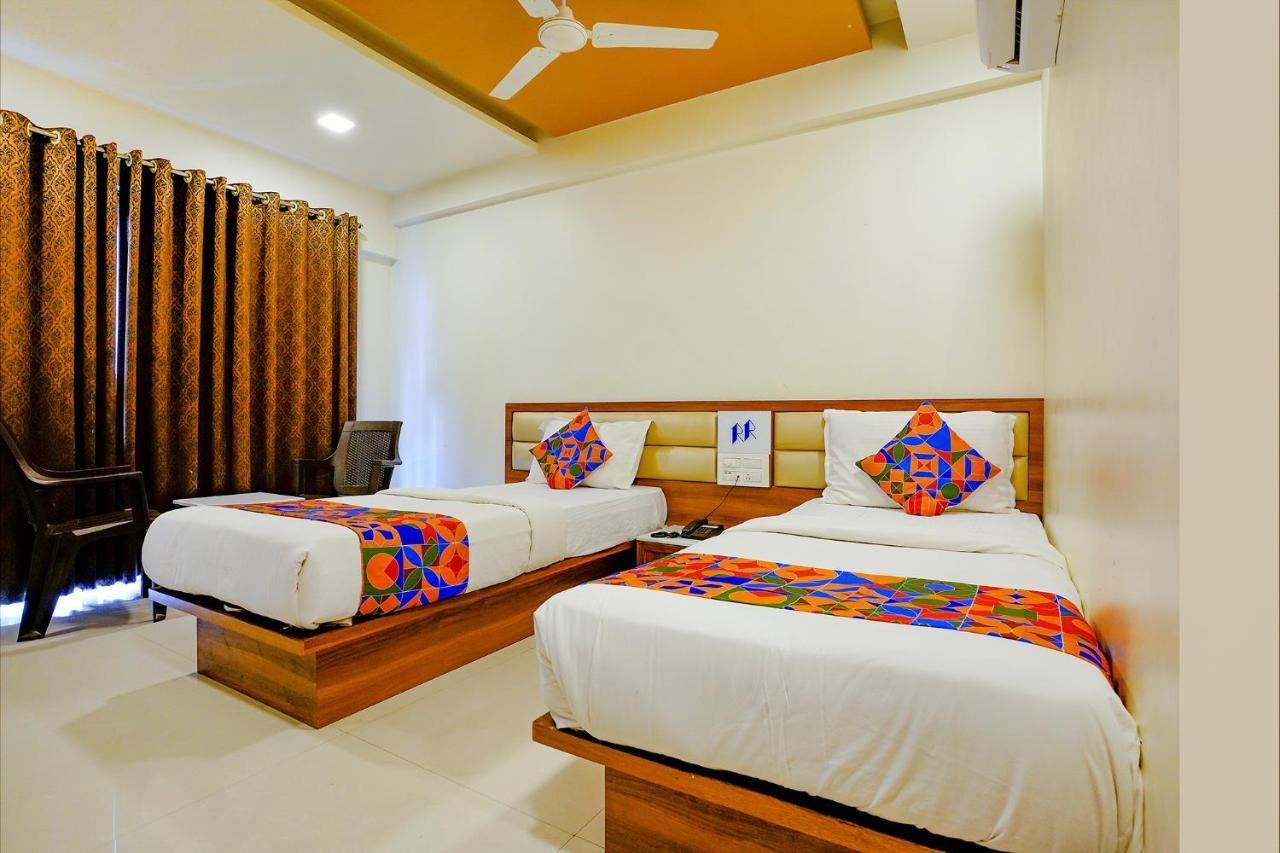 Fabhotel Ramjis Residency Насик Экстерьер фото