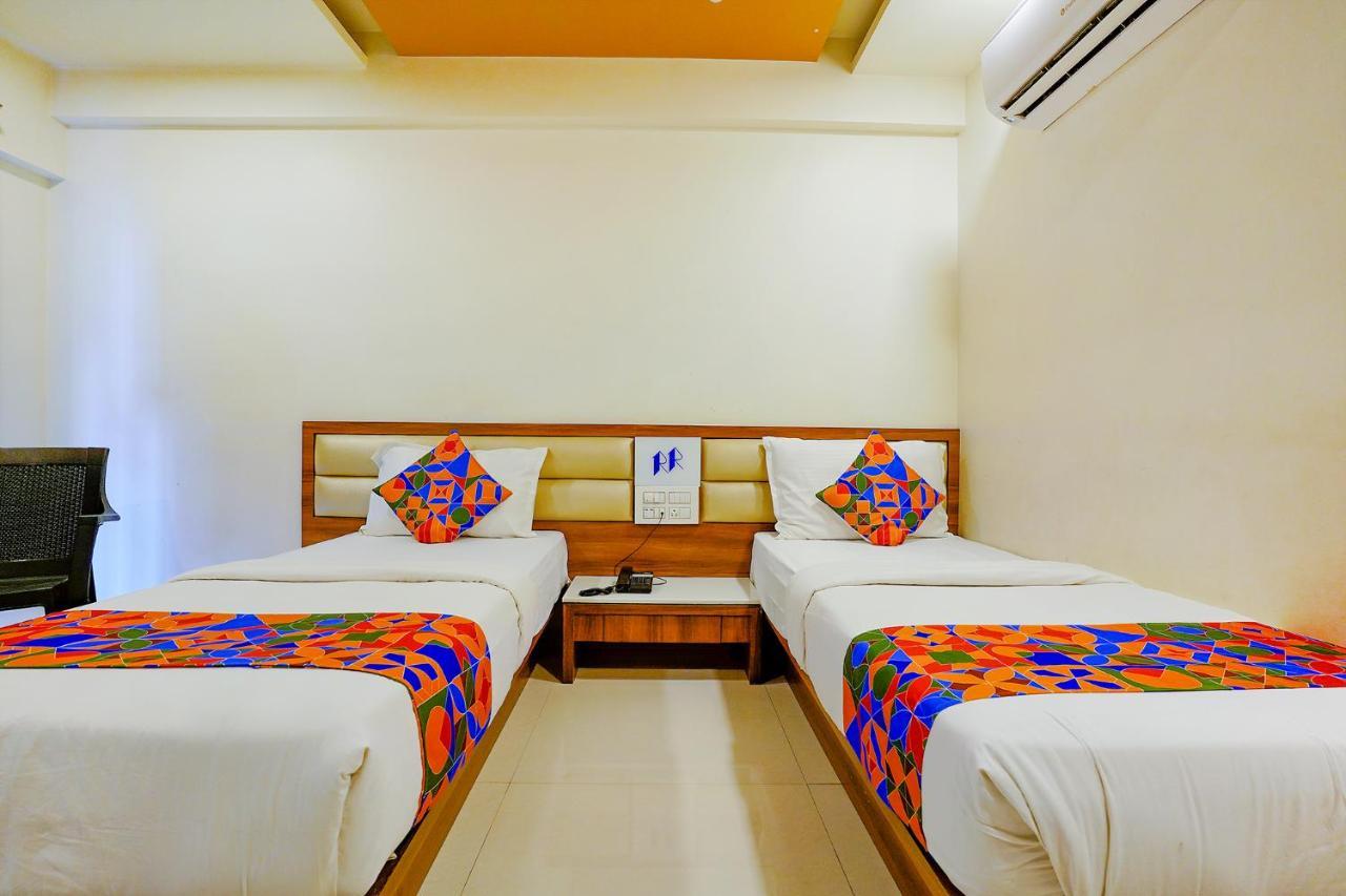 Fabhotel Ramjis Residency Насик Экстерьер фото