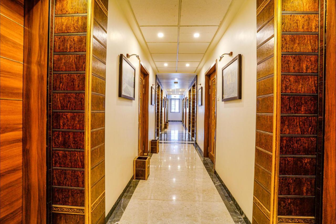 Fabhotel Ramjis Residency Насик Экстерьер фото