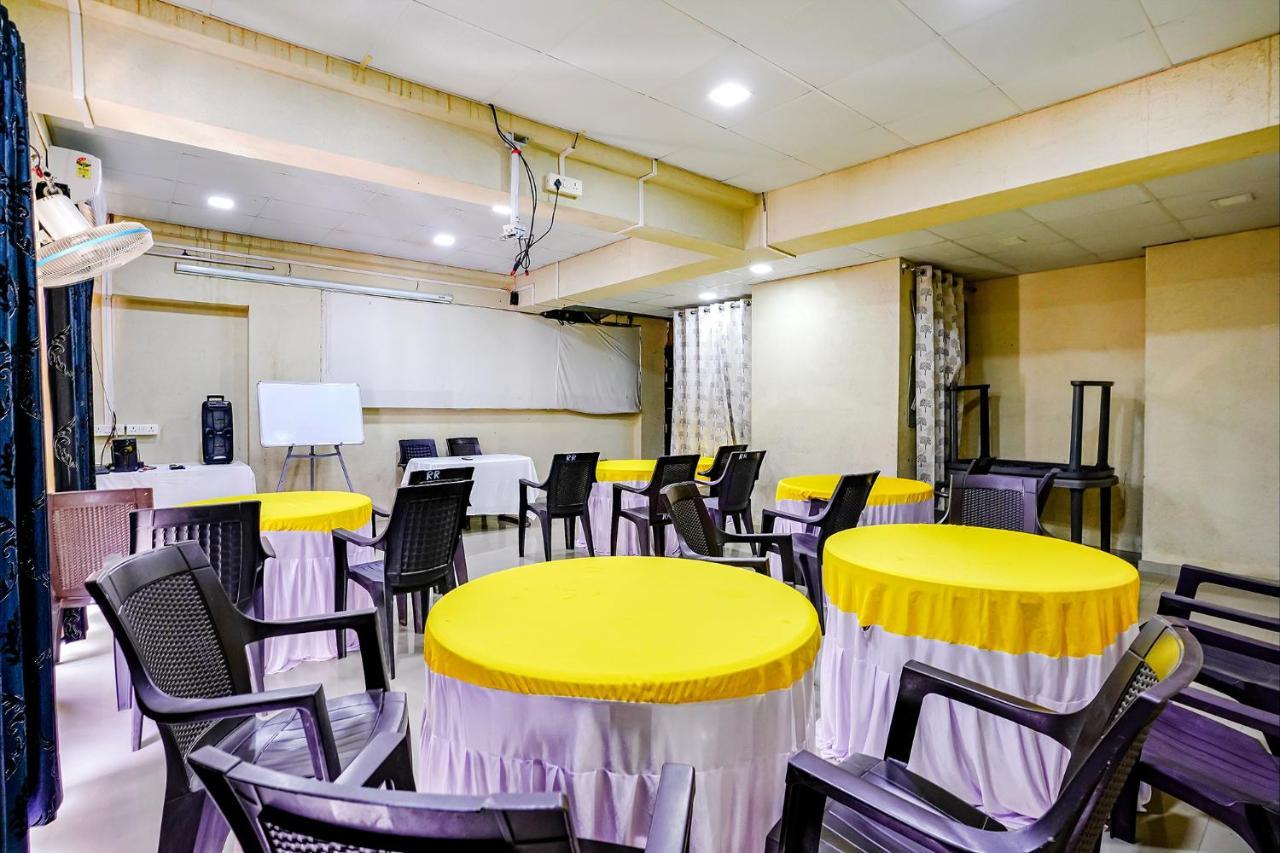 Fabhotel Ramjis Residency Насик Экстерьер фото